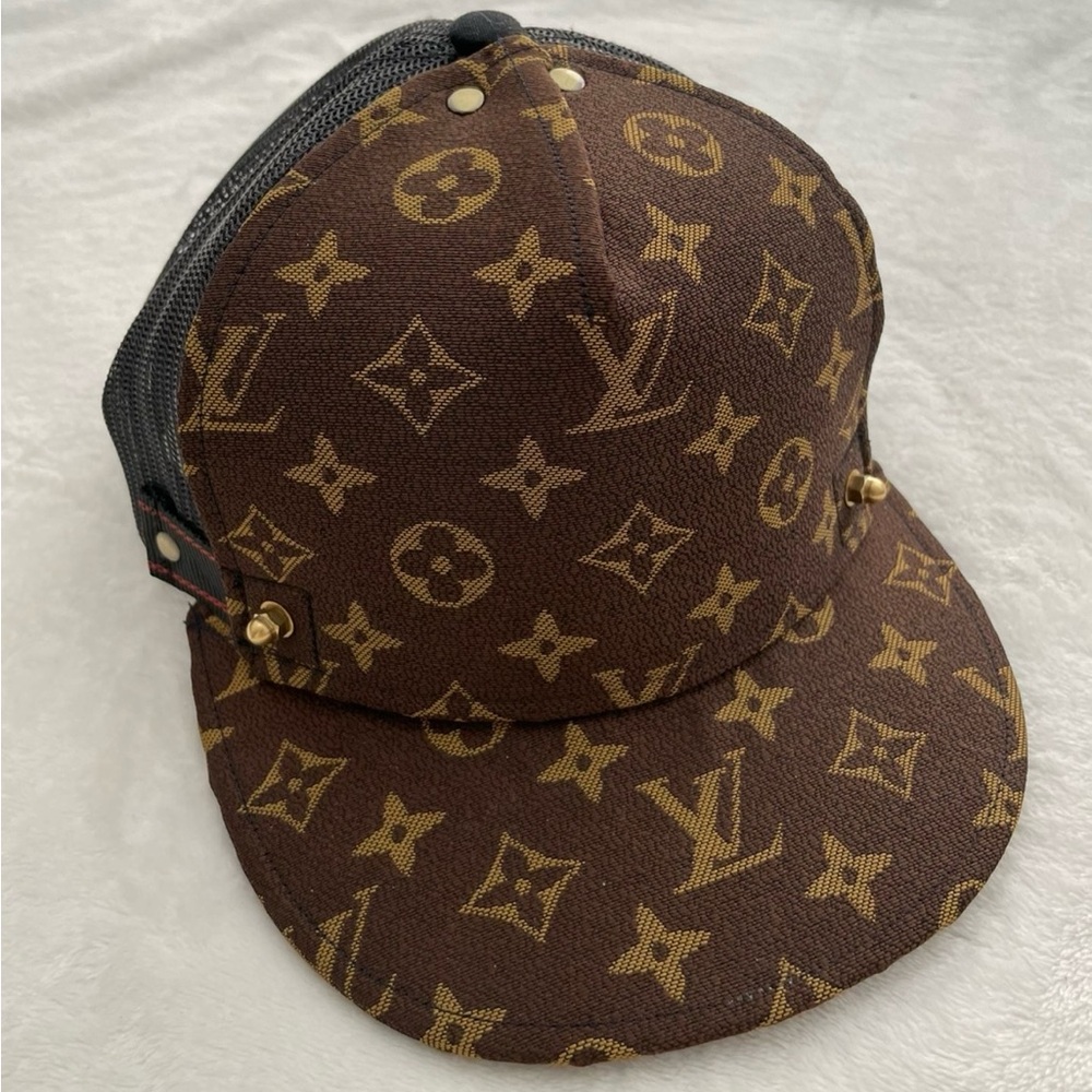 LV Trucker Cap